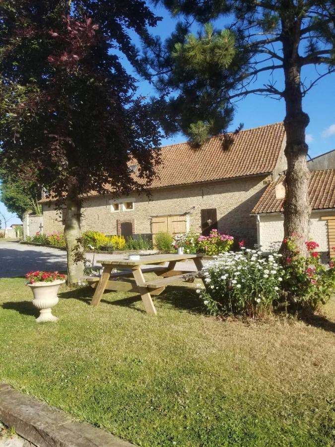 Villa Les Coquelicots Lacres Esterno foto